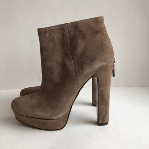 BCBGeneration  suede leather heeled boots Sz 9 - Picture 3 of 8
